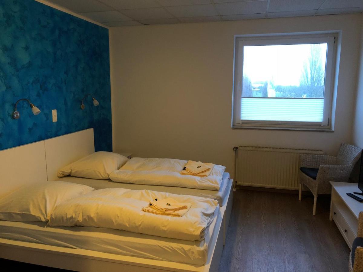 Hemmoor Hotel Zum Kreidesee, Kein Urlaubshotel ! מראה חיצוני תמונה